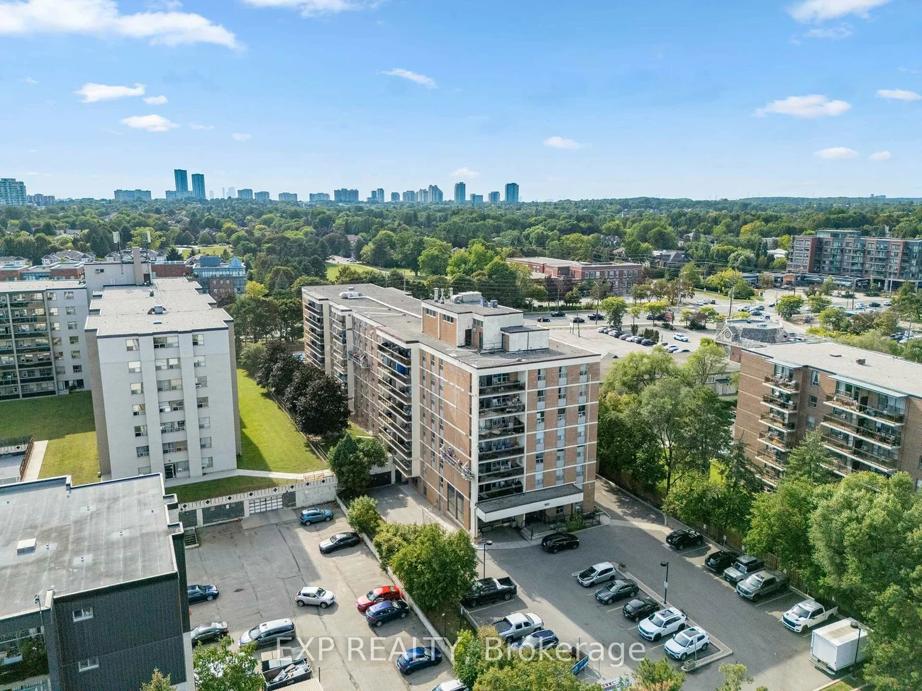 180, Dudley, Thornhill, Markham