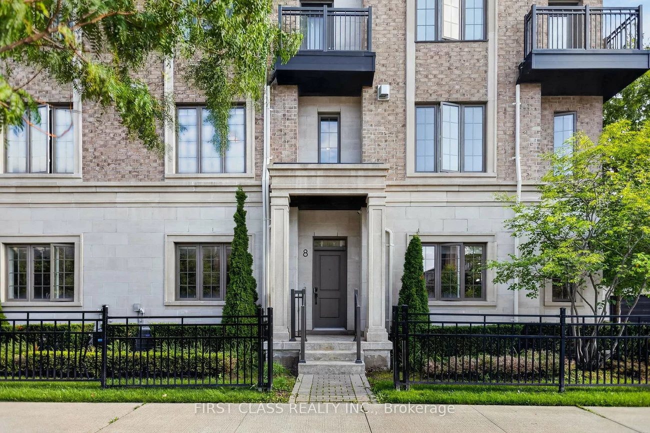 8, Mildred Temple, Unionville, Markham