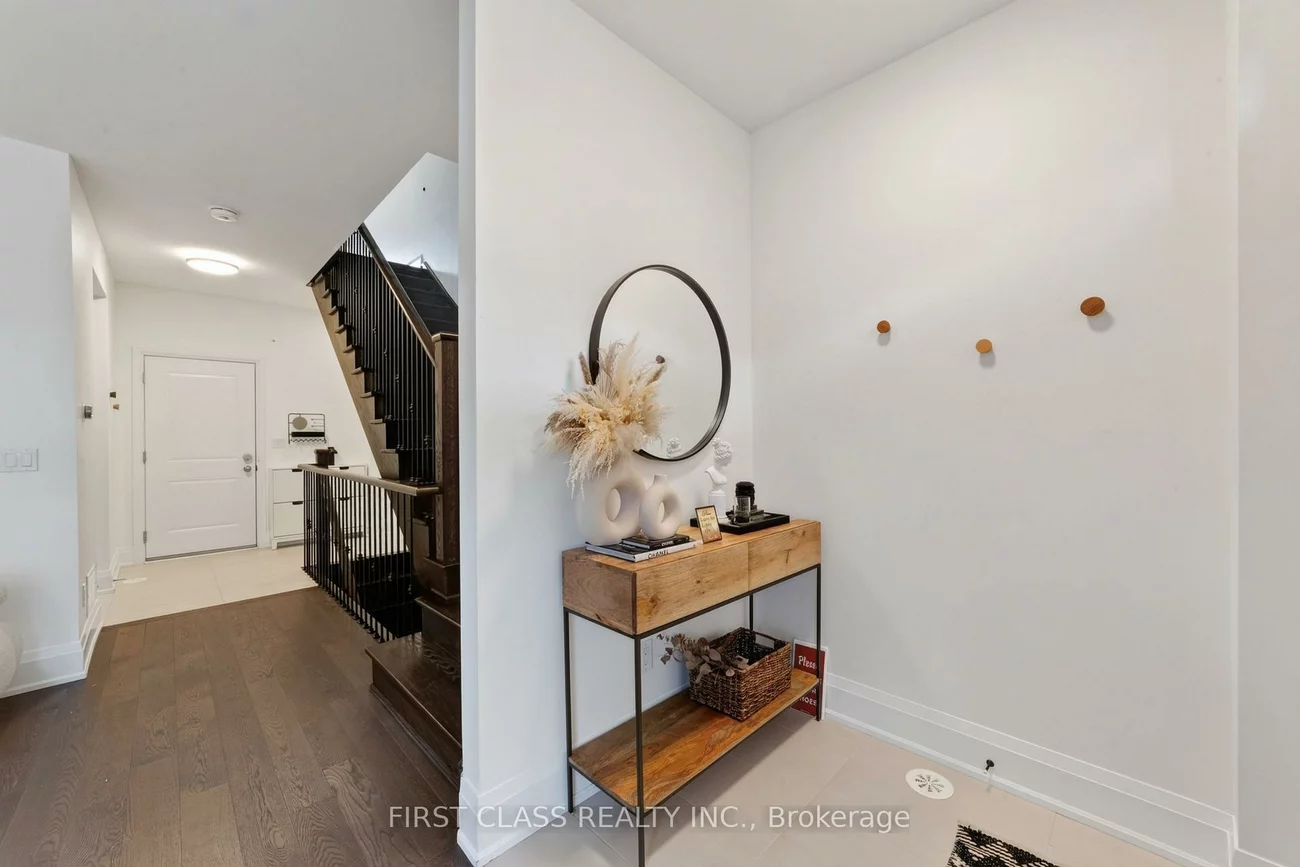 8, Mildred Temple, Unionville, Markham