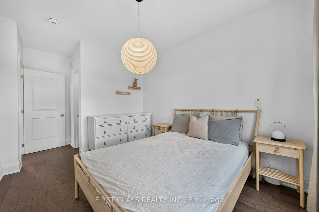 8, Mildred Temple, Unionville, Markham
