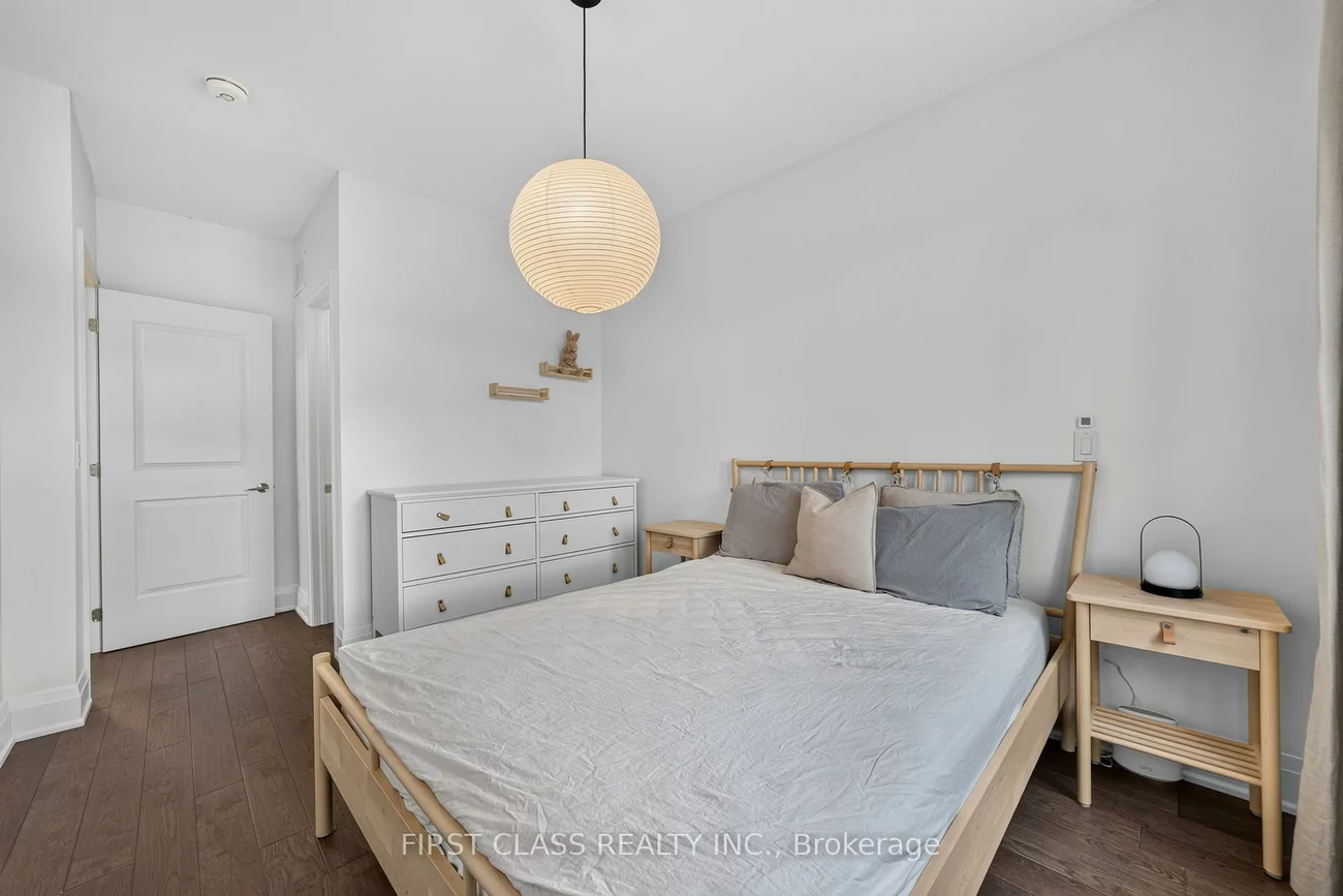 8, Mildred Temple, Unionville, Markham