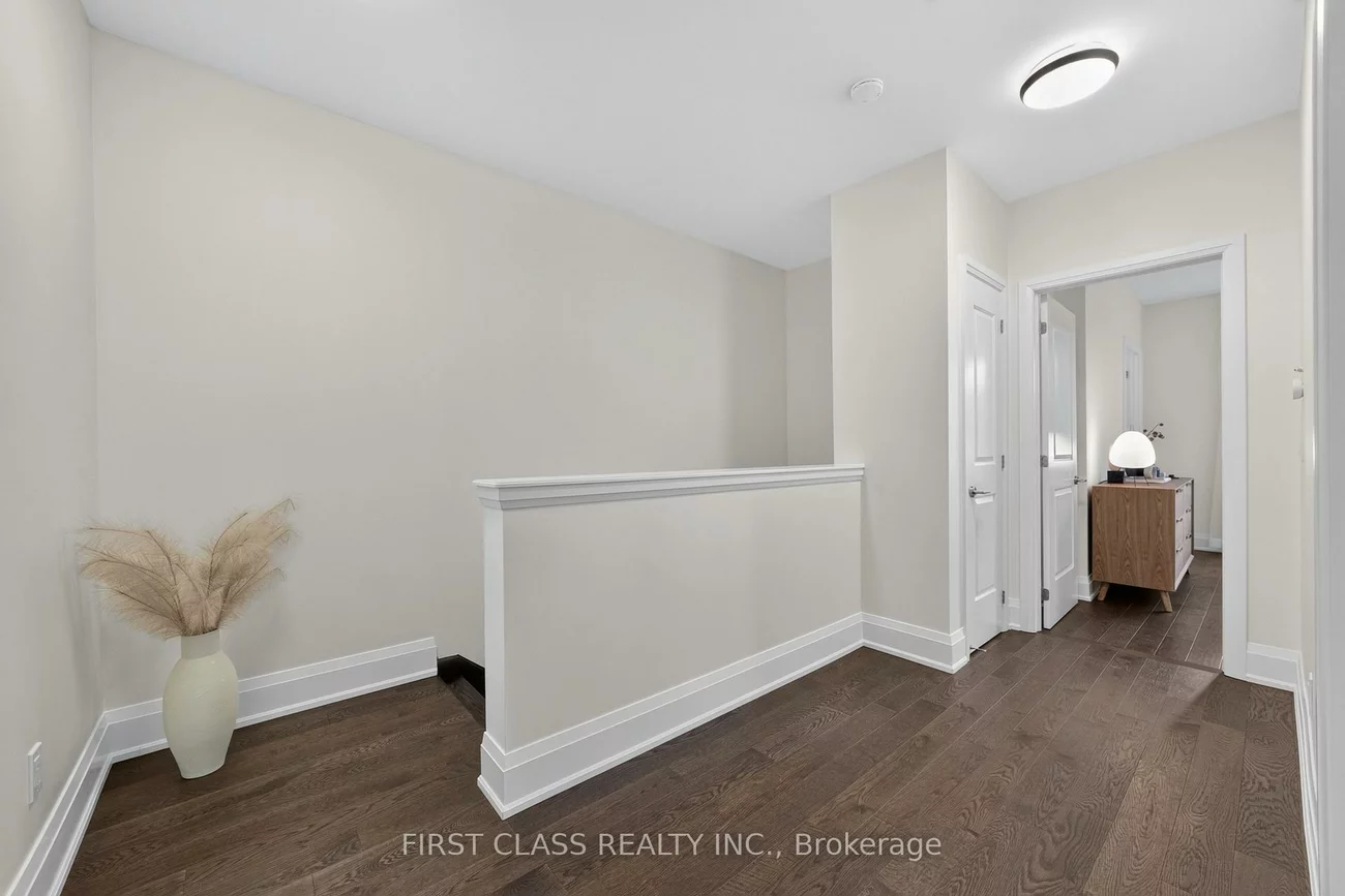 8, Mildred Temple, Unionville, Markham