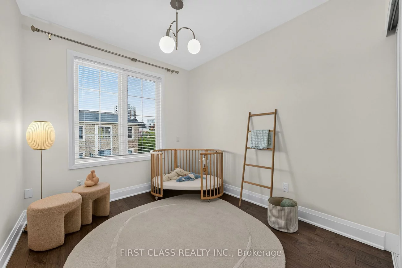 8, Mildred Temple, Unionville, Markham