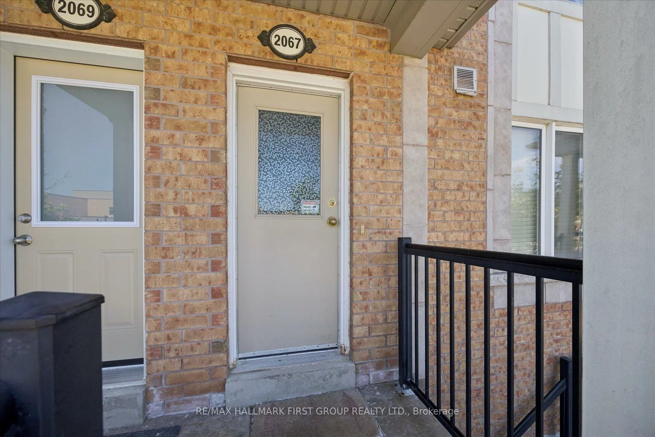 2067, Bur Oak, Greensborough, Markham