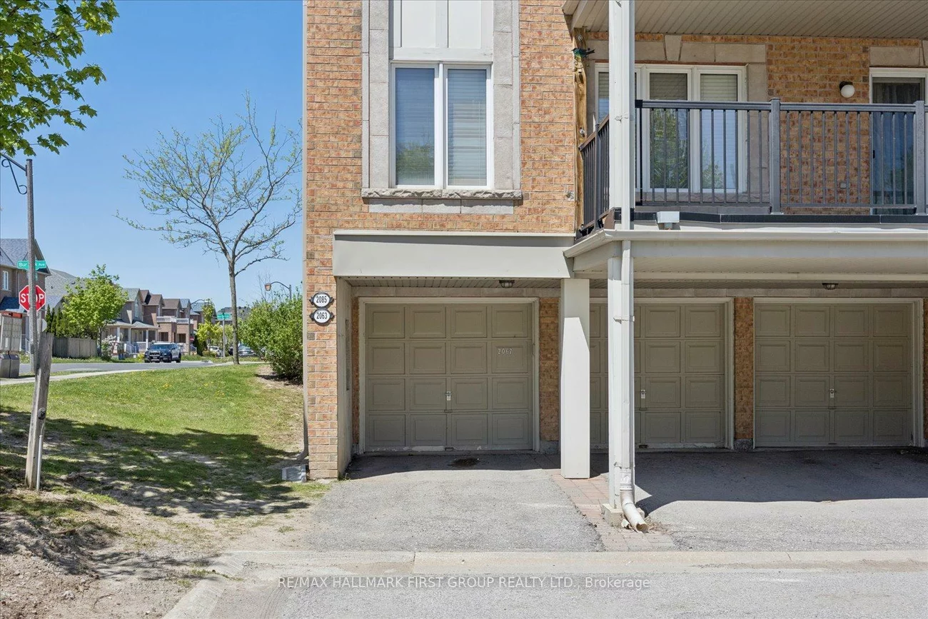 2067, Bur Oak, Greensborough, Markham