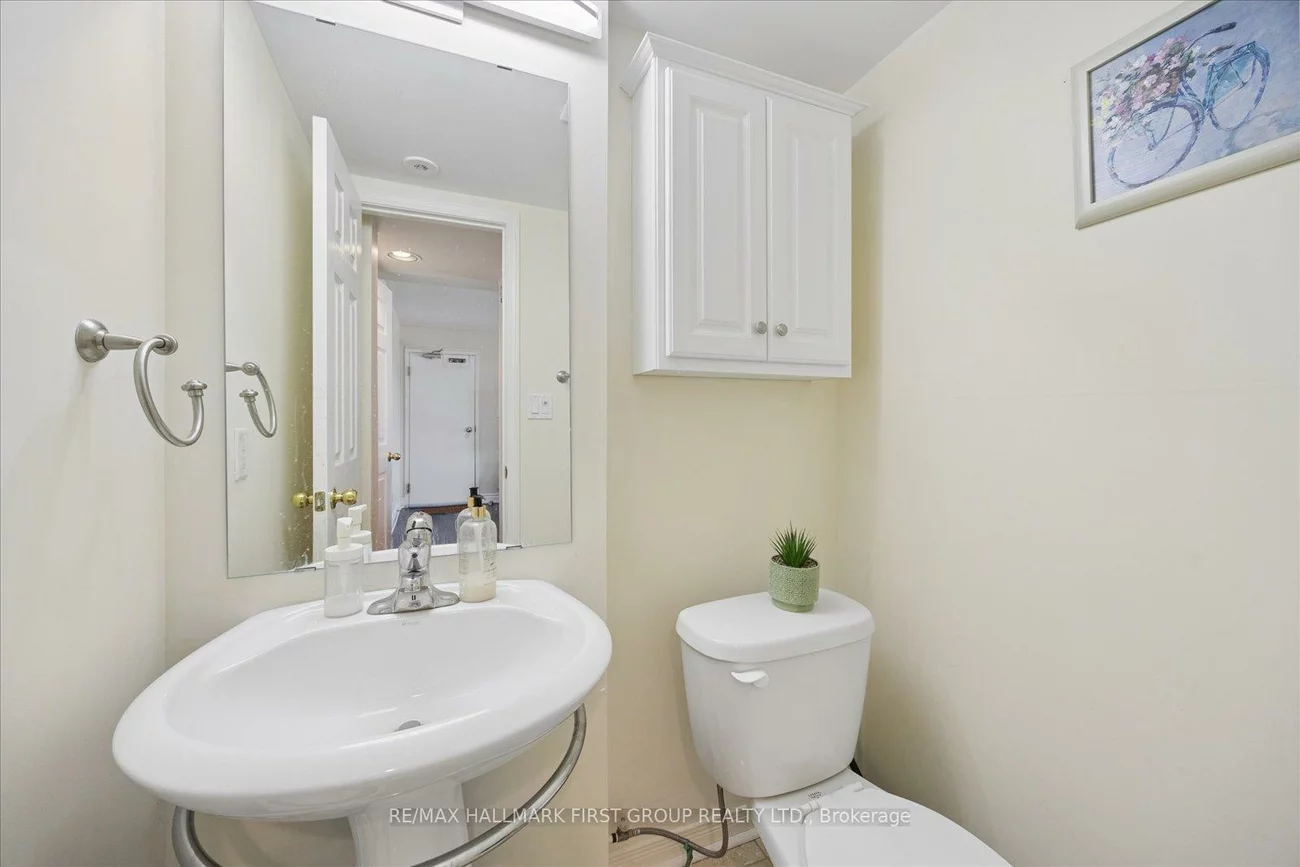 2067, Bur Oak, Greensborough, Markham