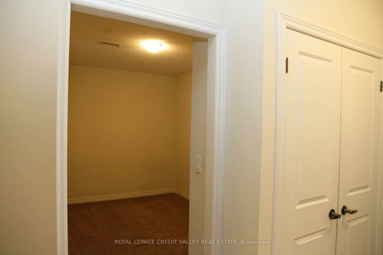 7400, Markham, Middlefield, Markham