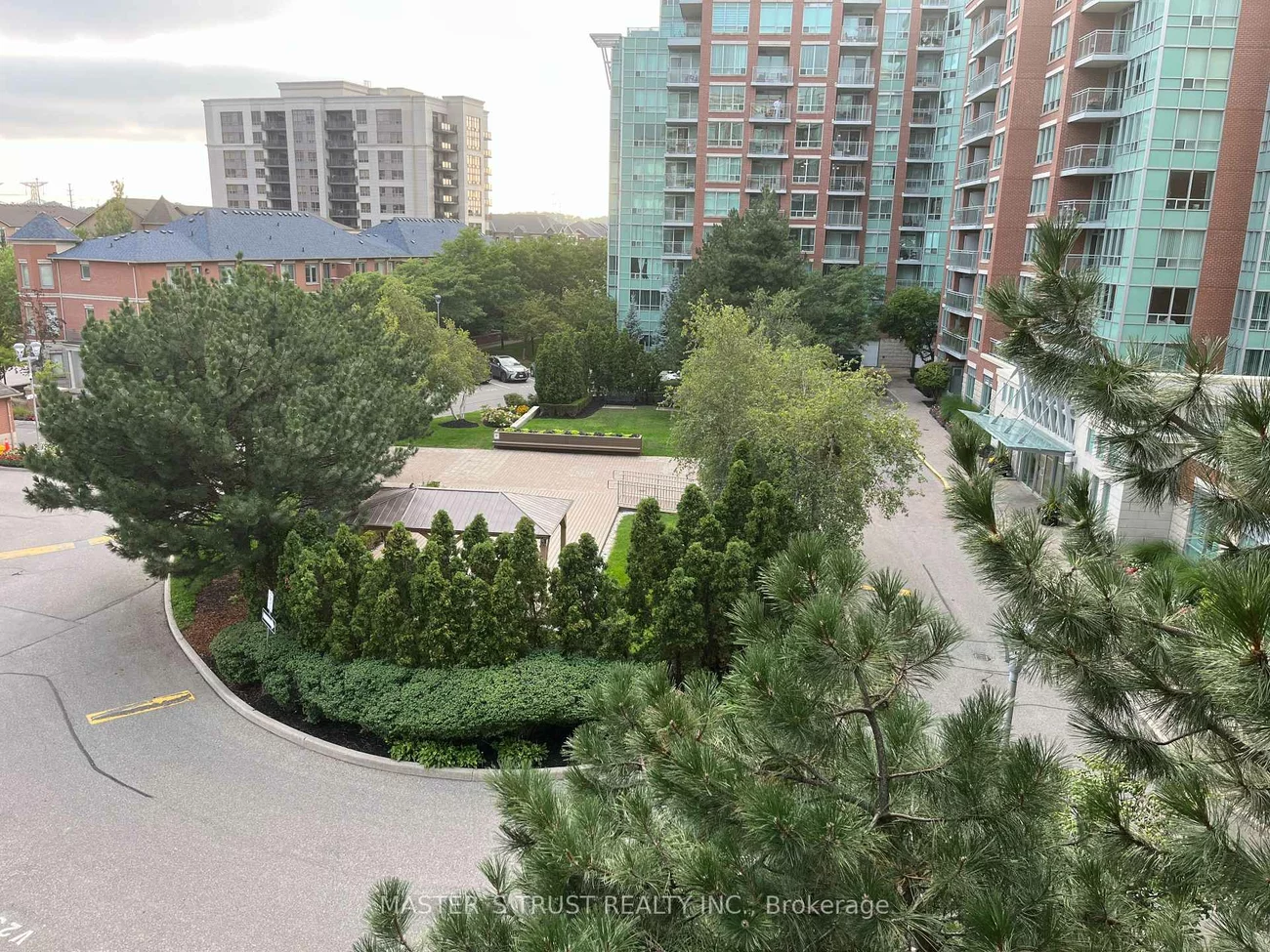 62, Suncrest, Commerce Valley, Markham
