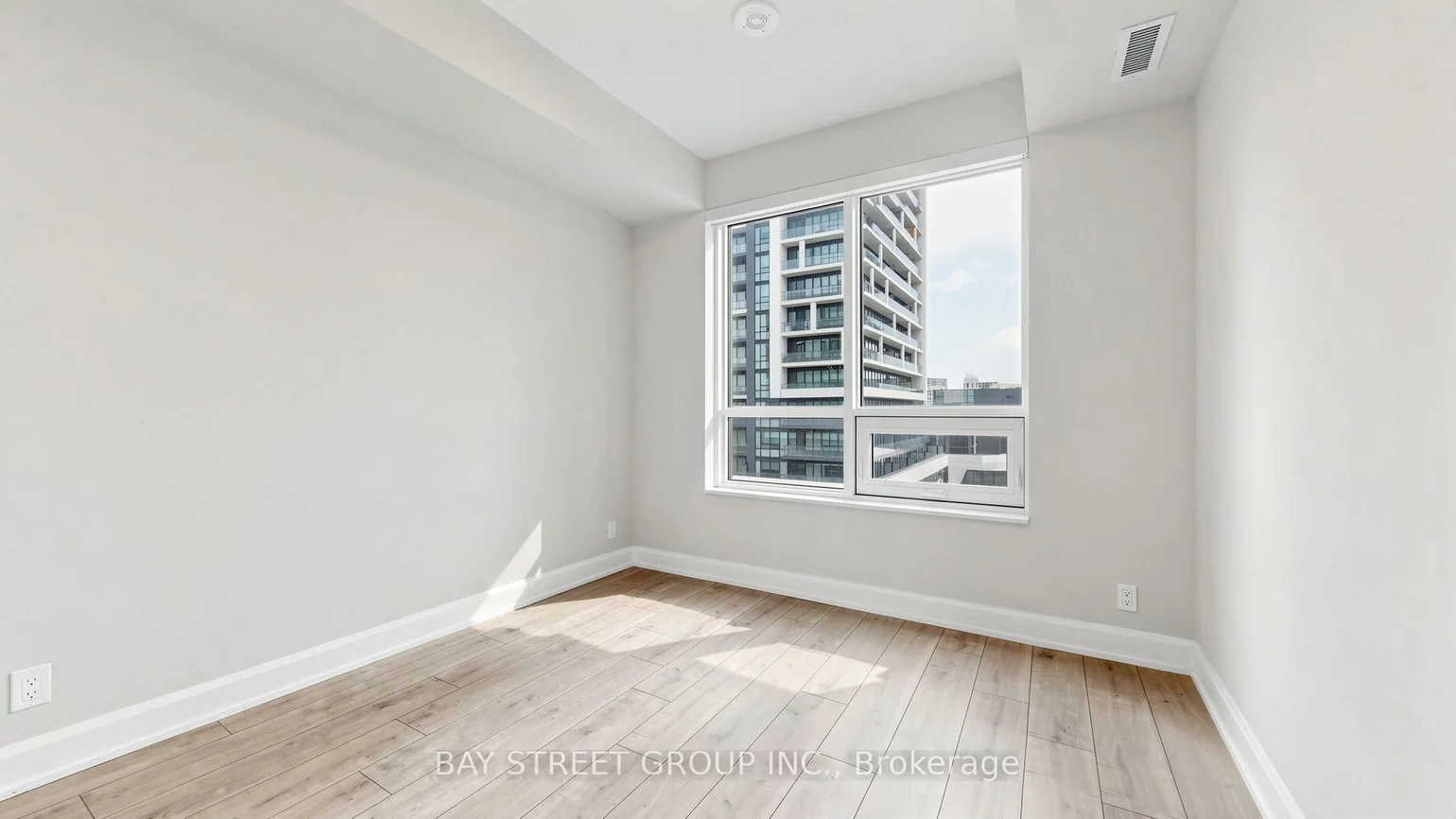 38, Water Walk, Unionville, Markham