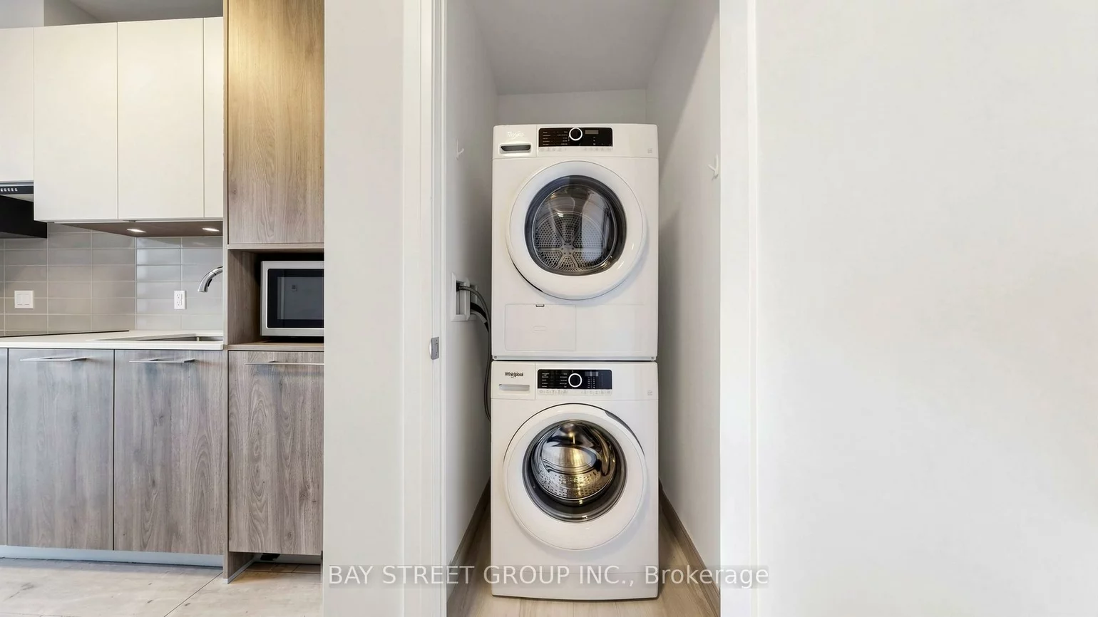 38, Water Walk, Unionville, Markham