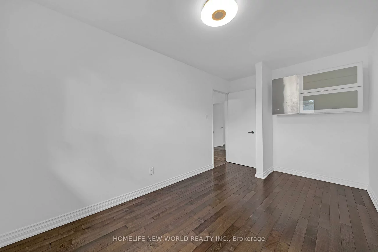 81, Niles, Aileen-Willowbrook, Markham
