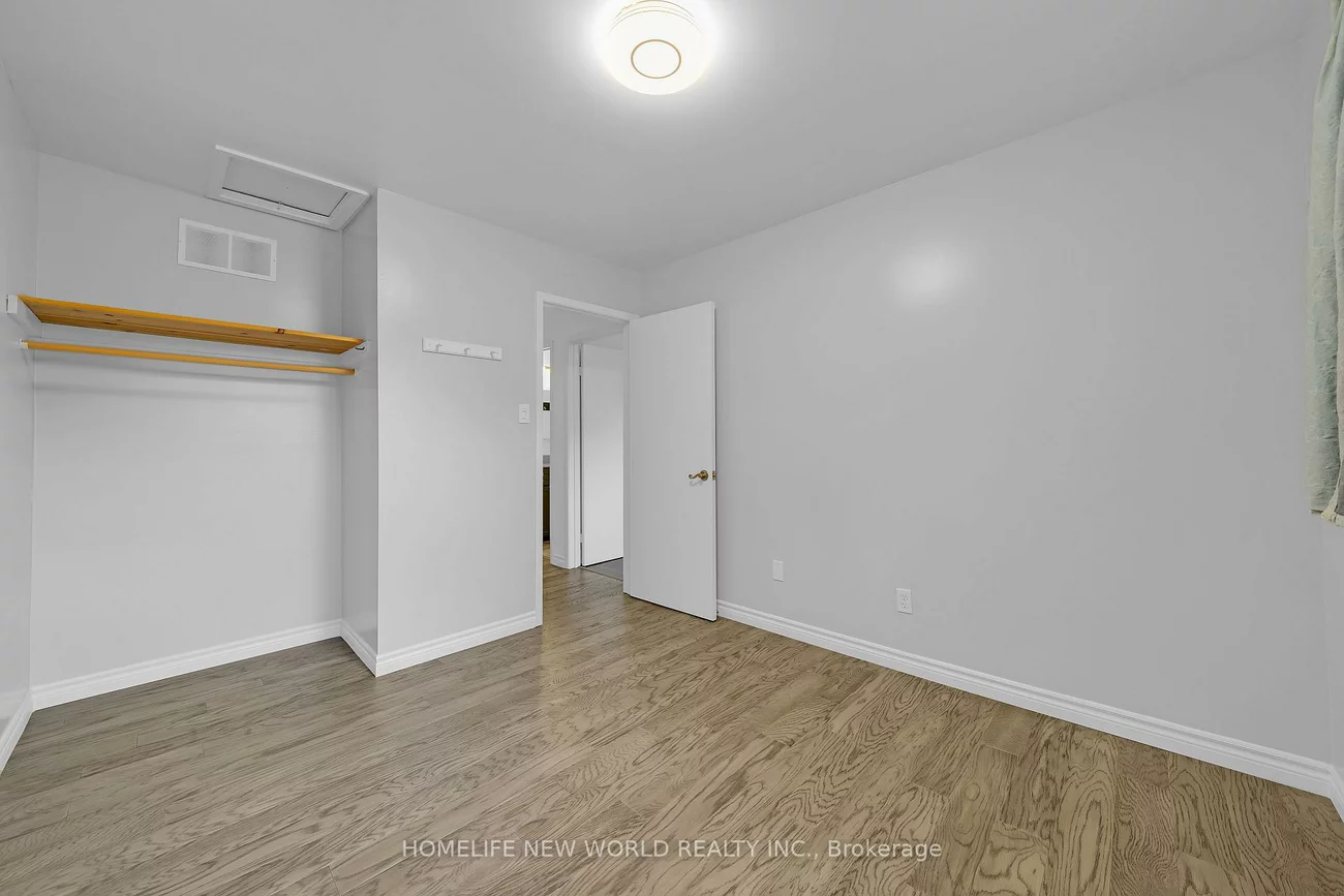 81, Niles, Aileen-Willowbrook, Markham