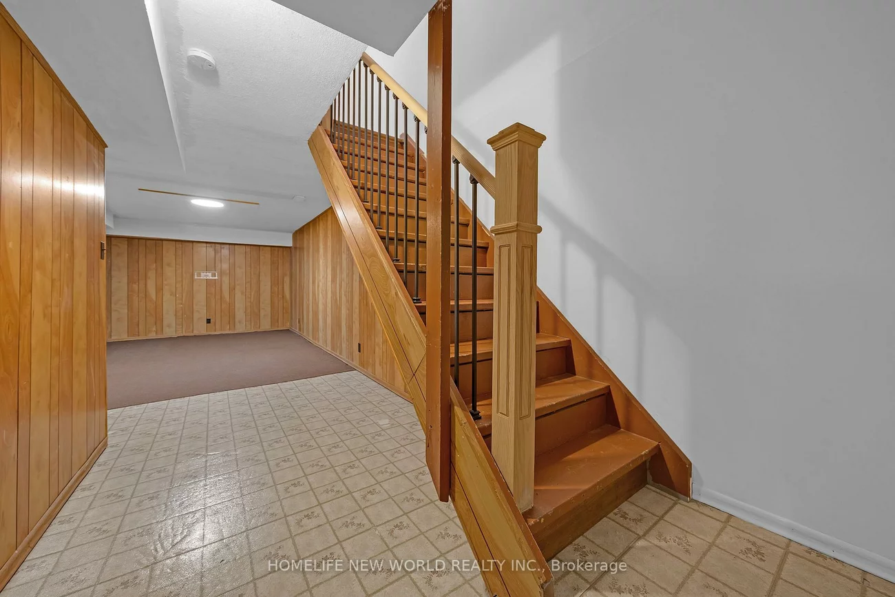 81, Niles, Aileen-Willowbrook, Markham
