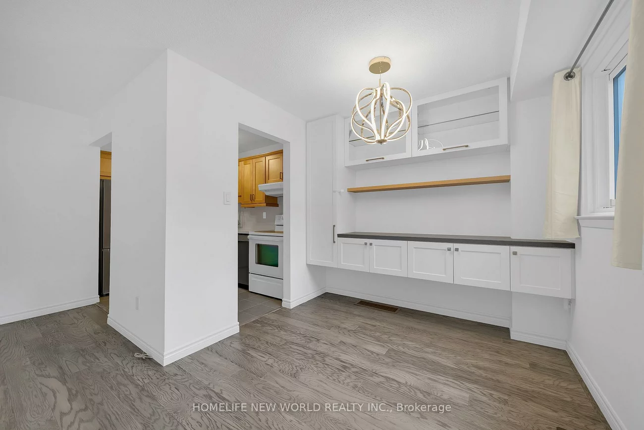81, Niles, Aileen-Willowbrook, Markham