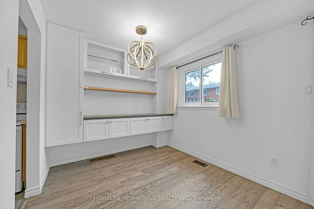 81, Niles, Aileen-Willowbrook, Markham