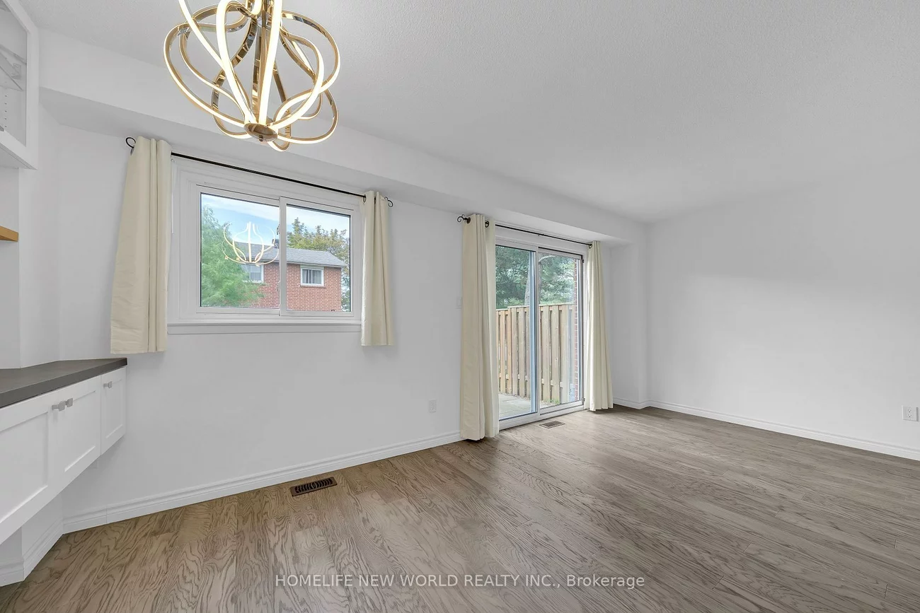 81, Niles, Aileen-Willowbrook, Markham