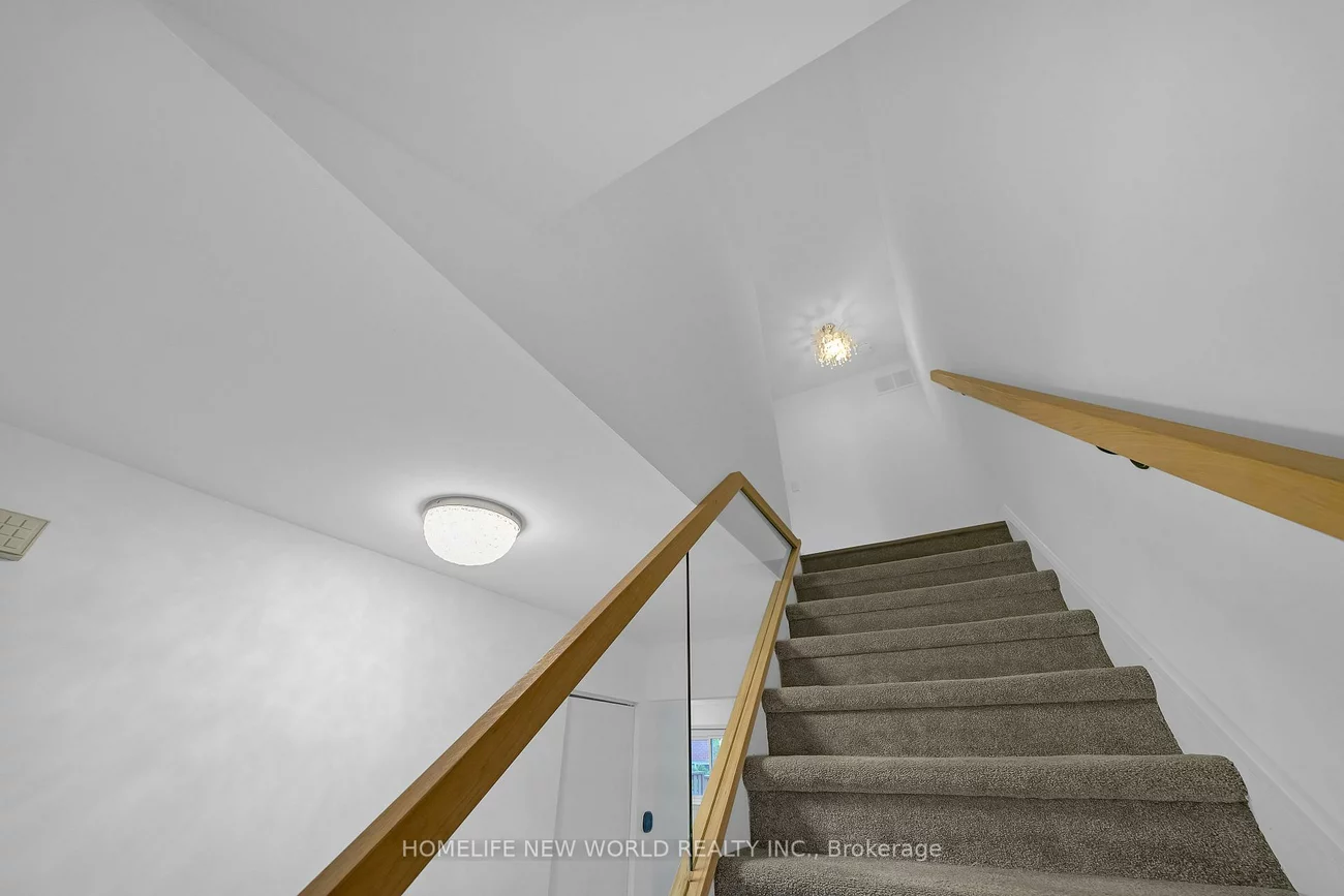81, Niles, Aileen-Willowbrook, Markham