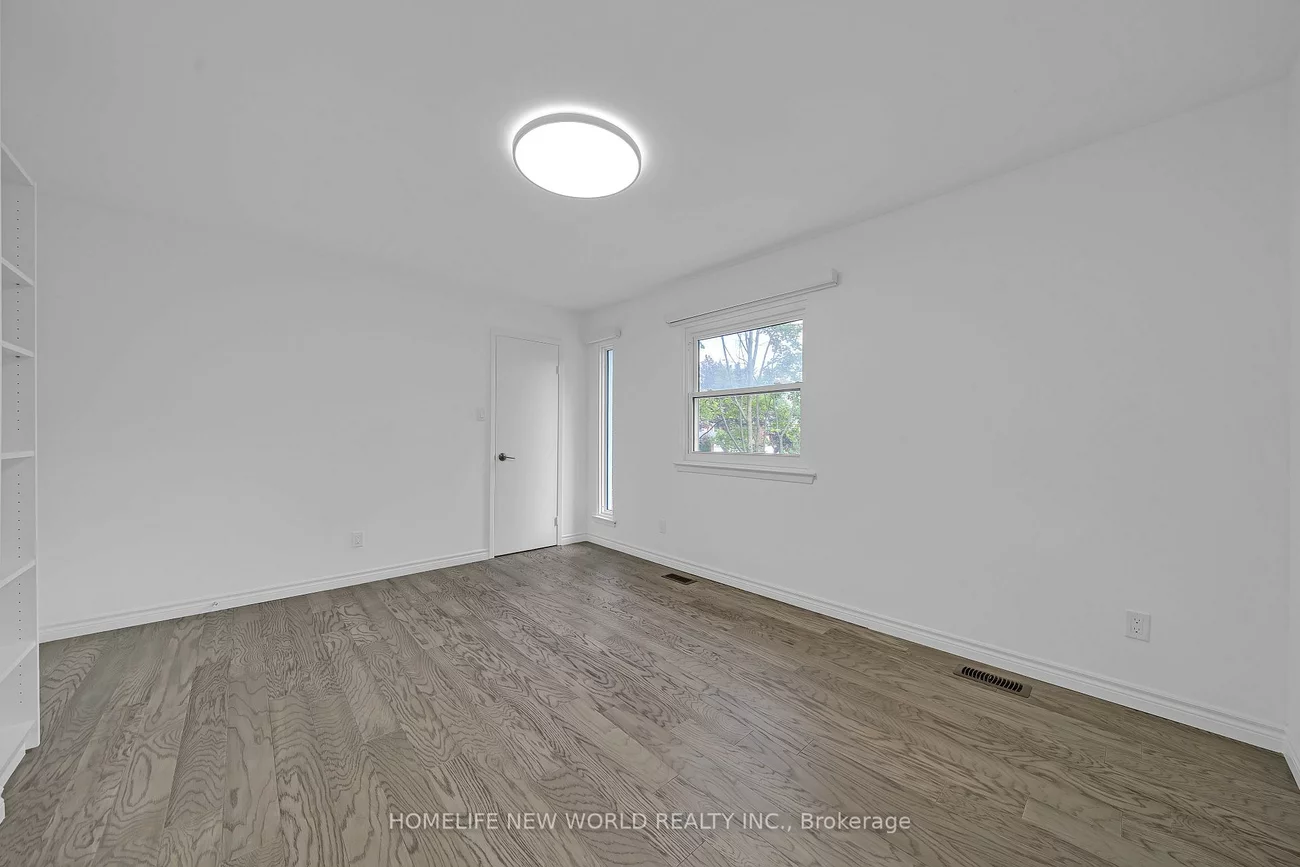 81, Niles, Aileen-Willowbrook, Markham