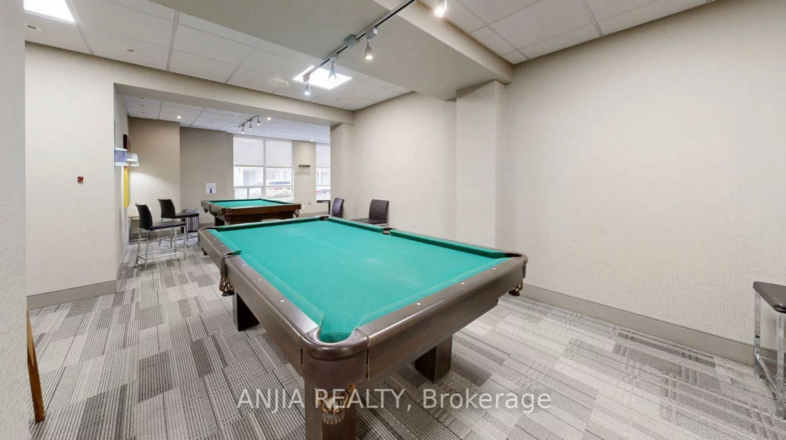 25, Galleria, Commerce Valley, Markham