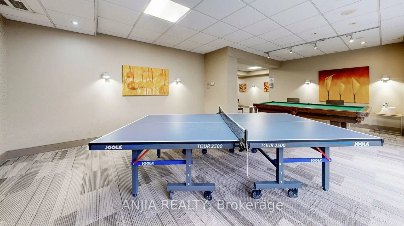 25, Galleria, Commerce Valley, Markham