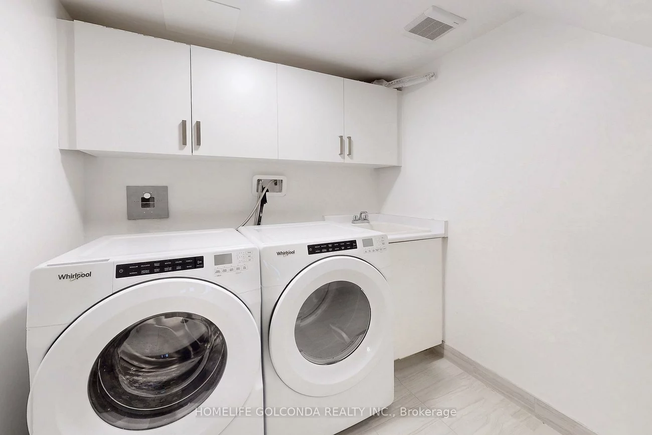 54, Saddlecreek, Commerce Valley, Markham