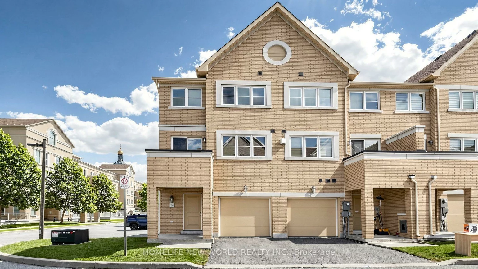 16, Victor Herbert, Cathedraltown, Markham
