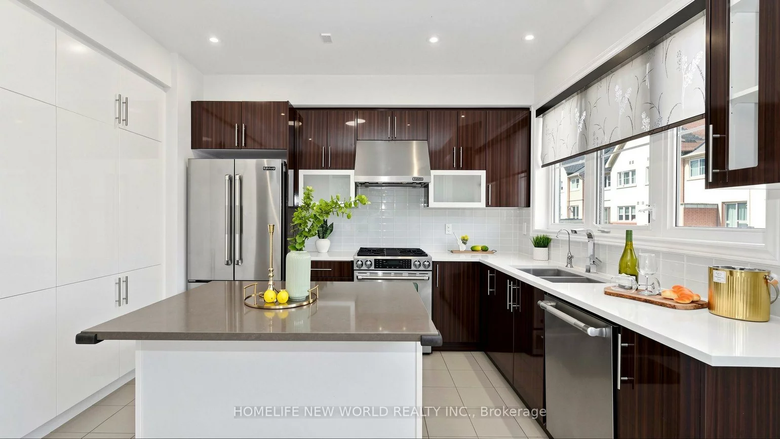 16, Victor Herbert, Cathedraltown, Markham