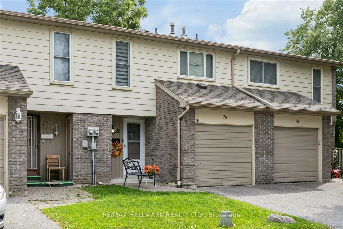 39, Camelot, Markham Village, Markham
