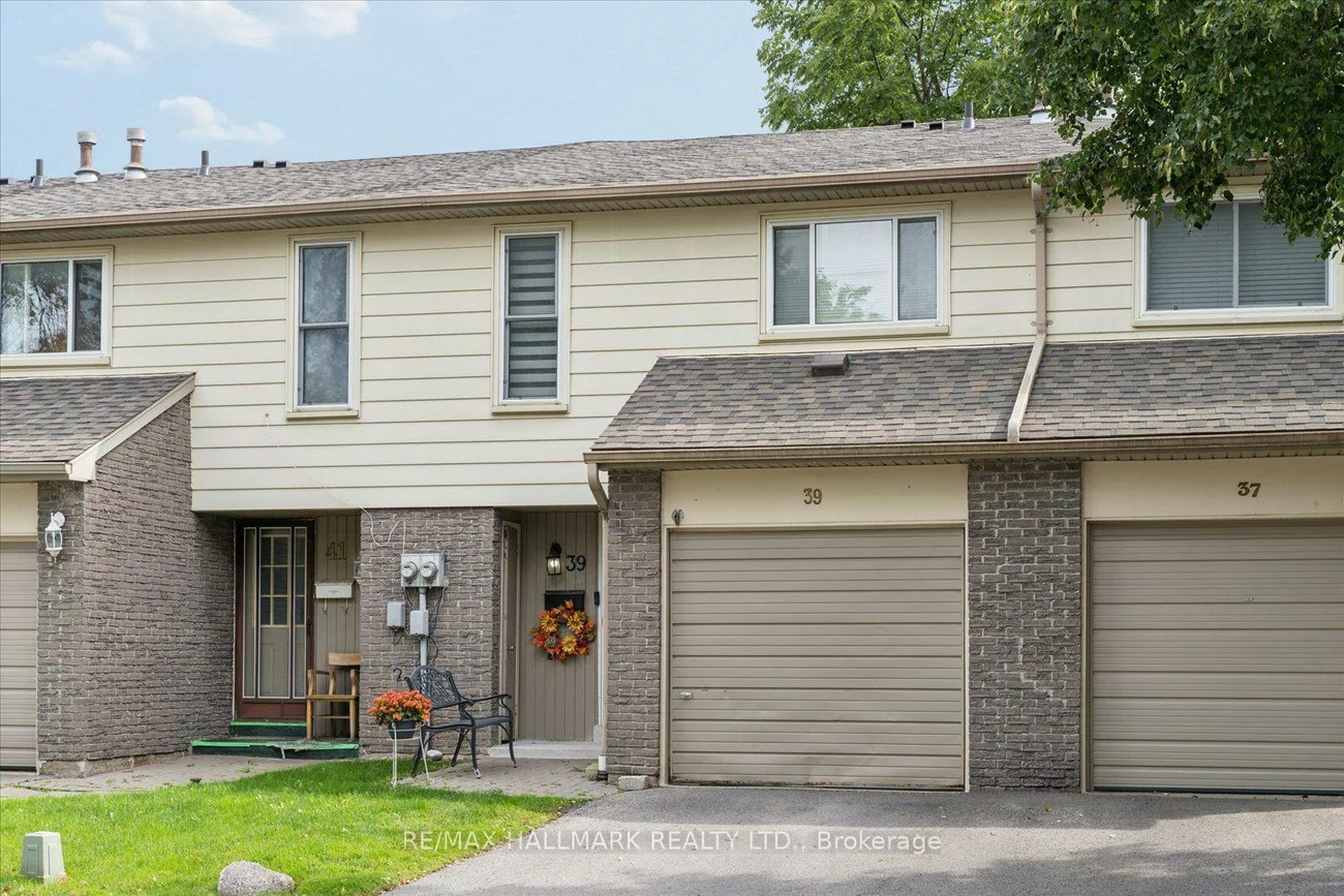39, Camelot, Markham Village, Markham