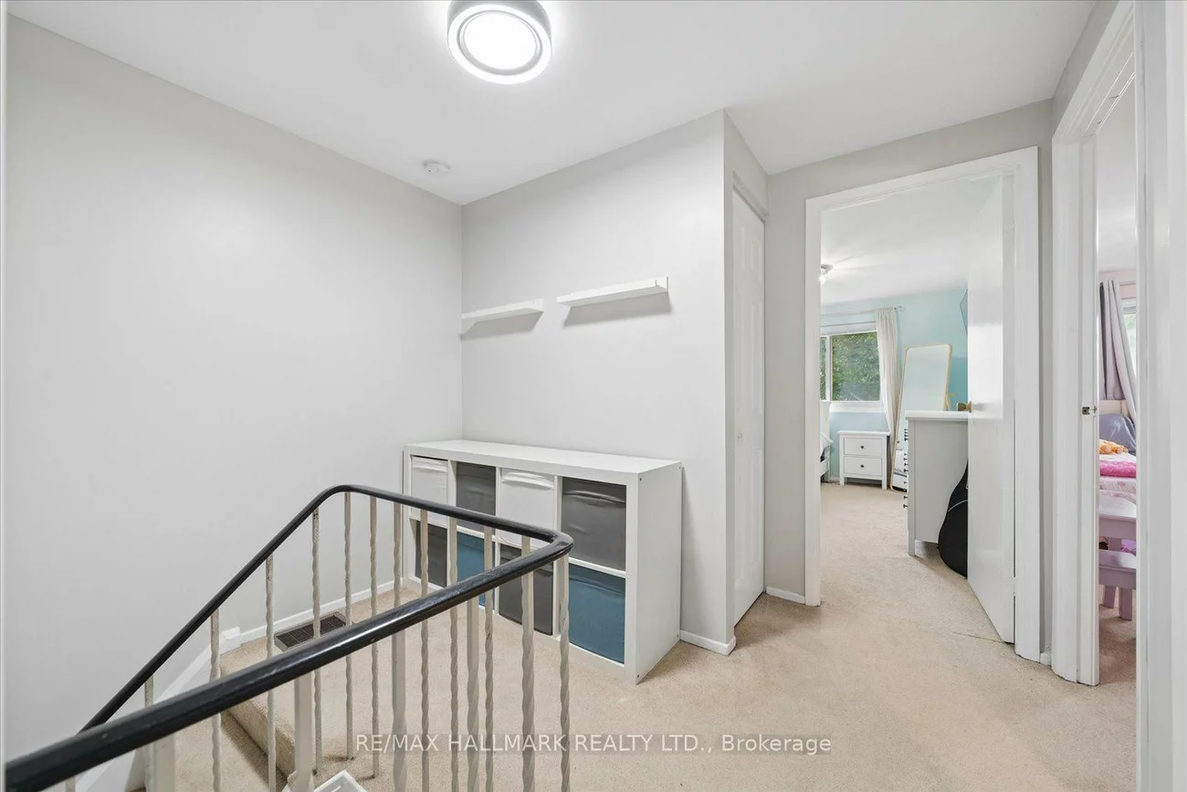 39, Camelot, Markham Village, Markham
