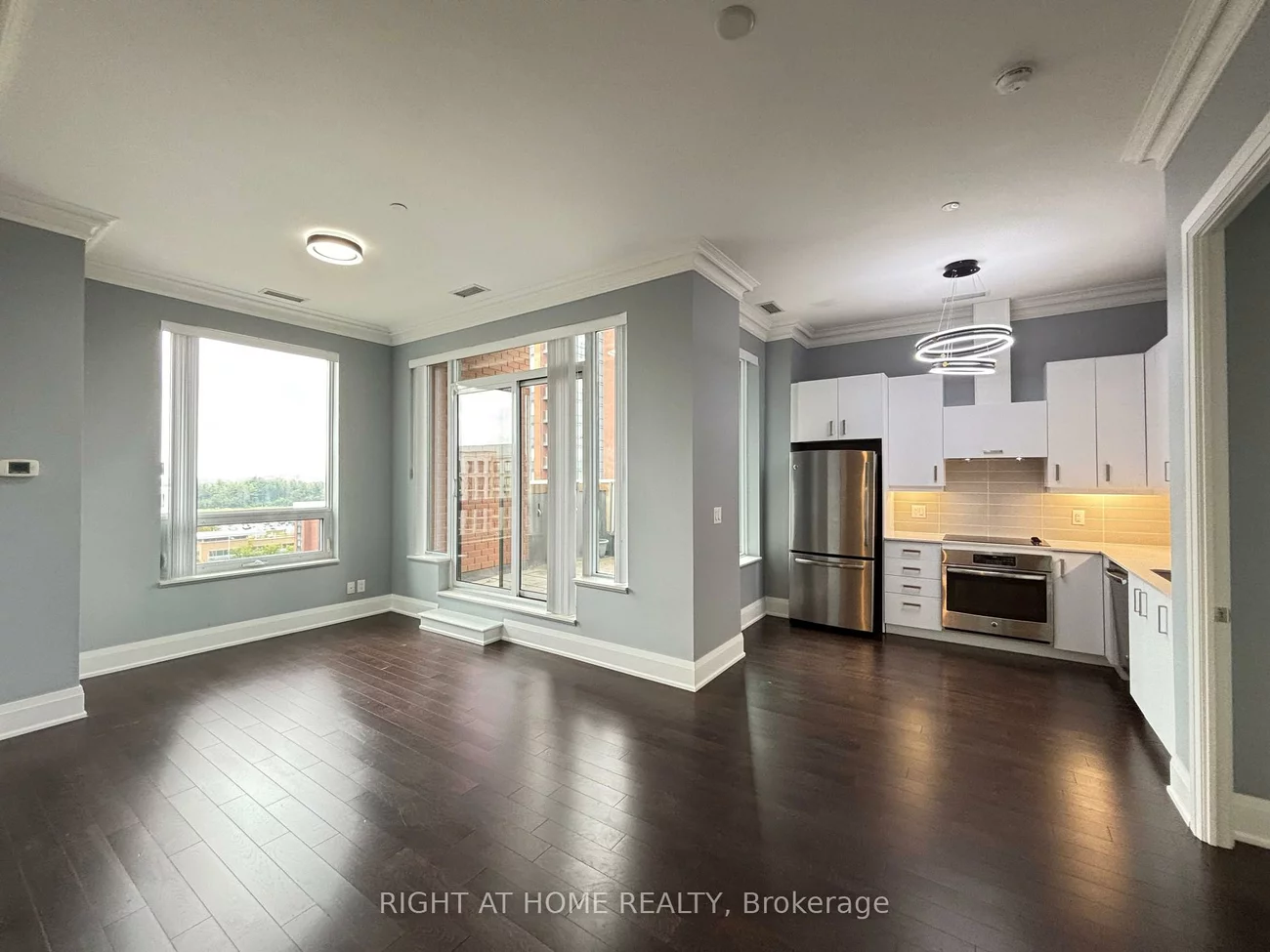 28, Uptown, Unionville, Markham