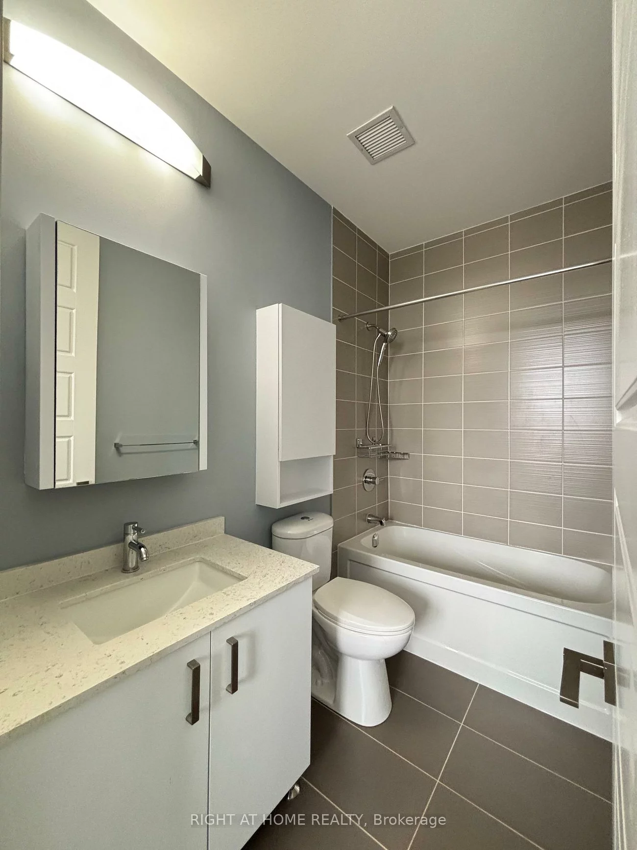 28, Uptown, Unionville, Markham