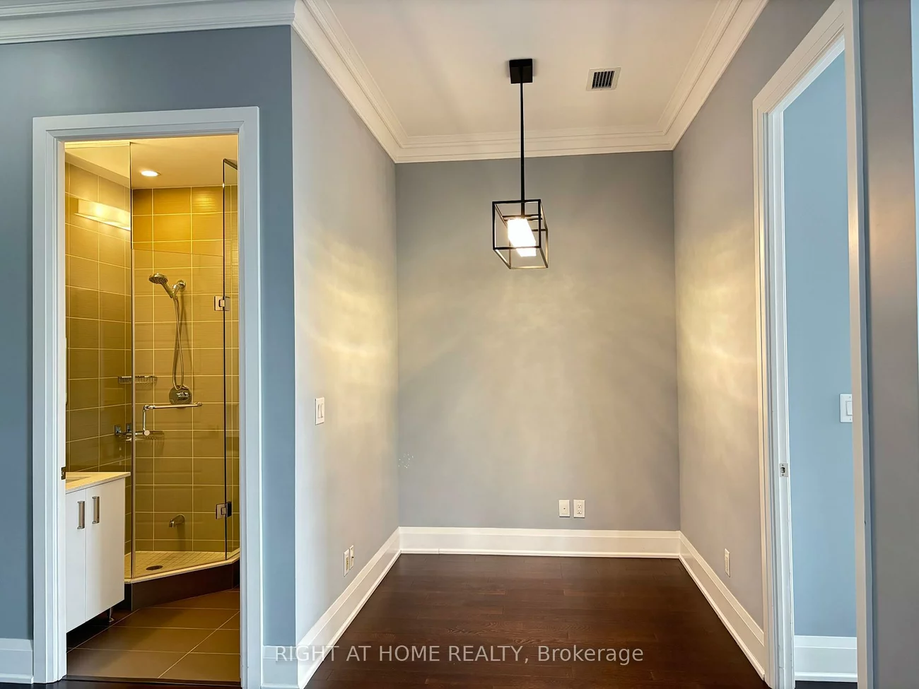 28, Uptown, Unionville, Markham