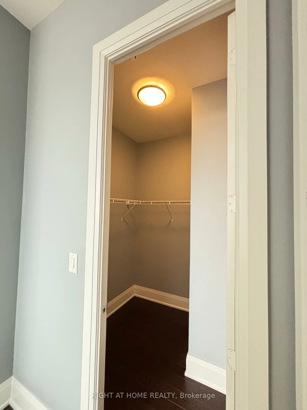 28, Uptown, Unionville, Markham
