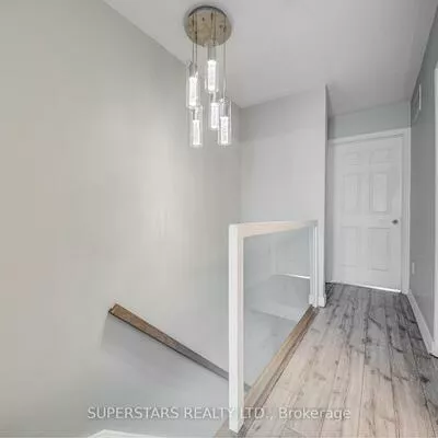 119, Pond, Commerce Valley, Markham