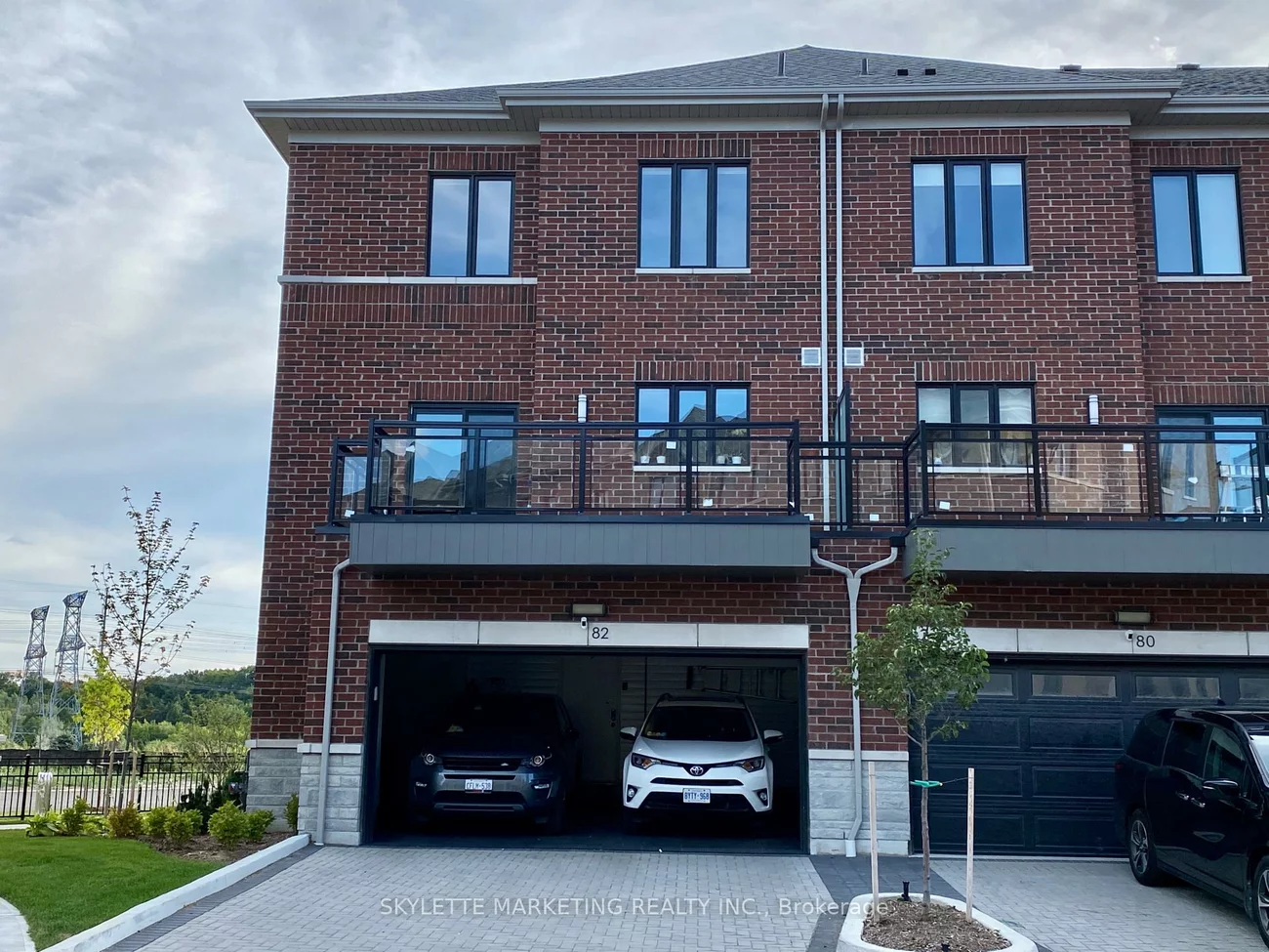 82, South Park, Commerce Valley, Markham