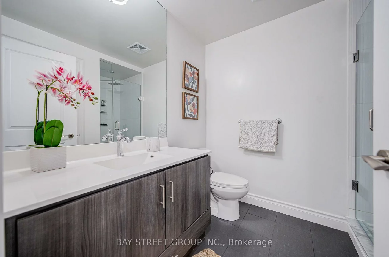 89, South Town Centre, Unionville, Markham