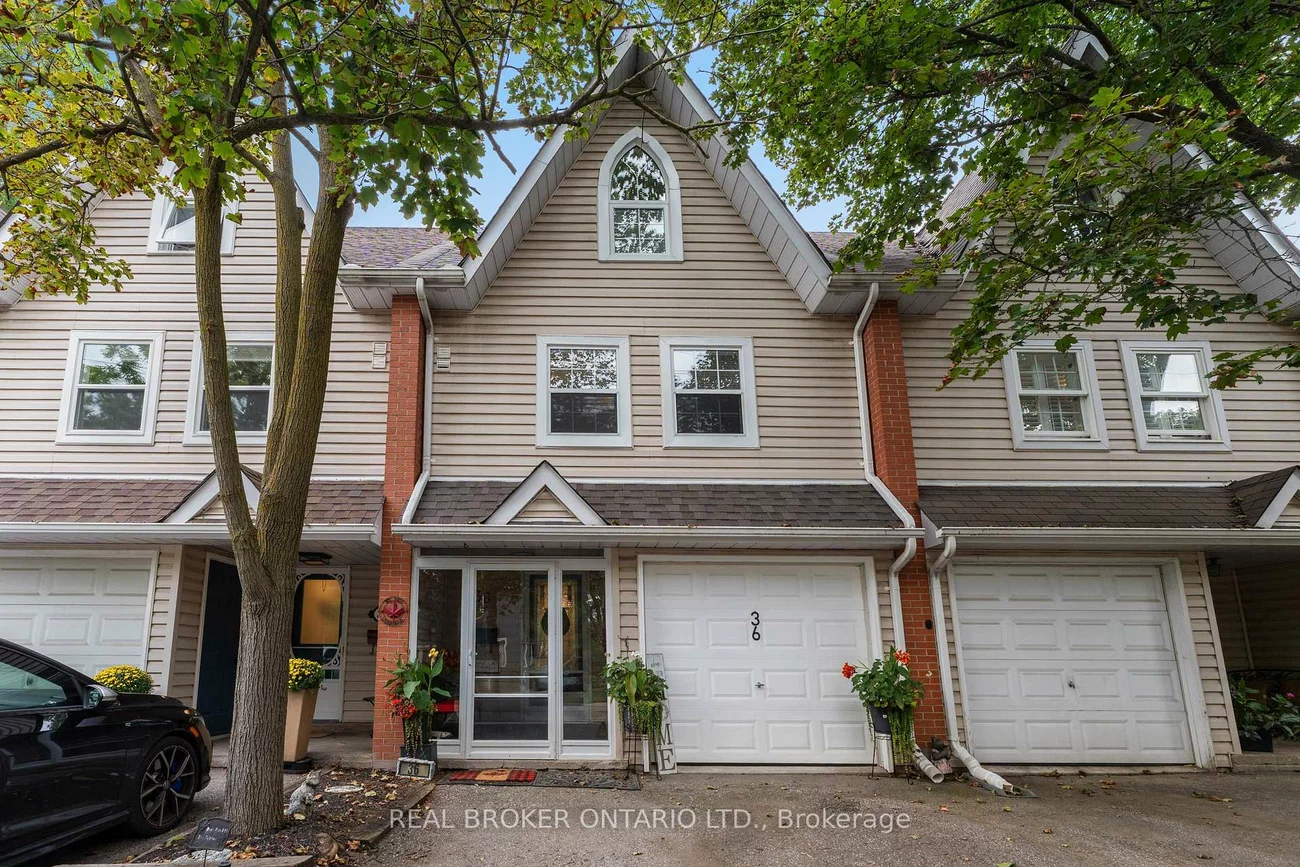 36, Albert, Old Markham Village, Markham