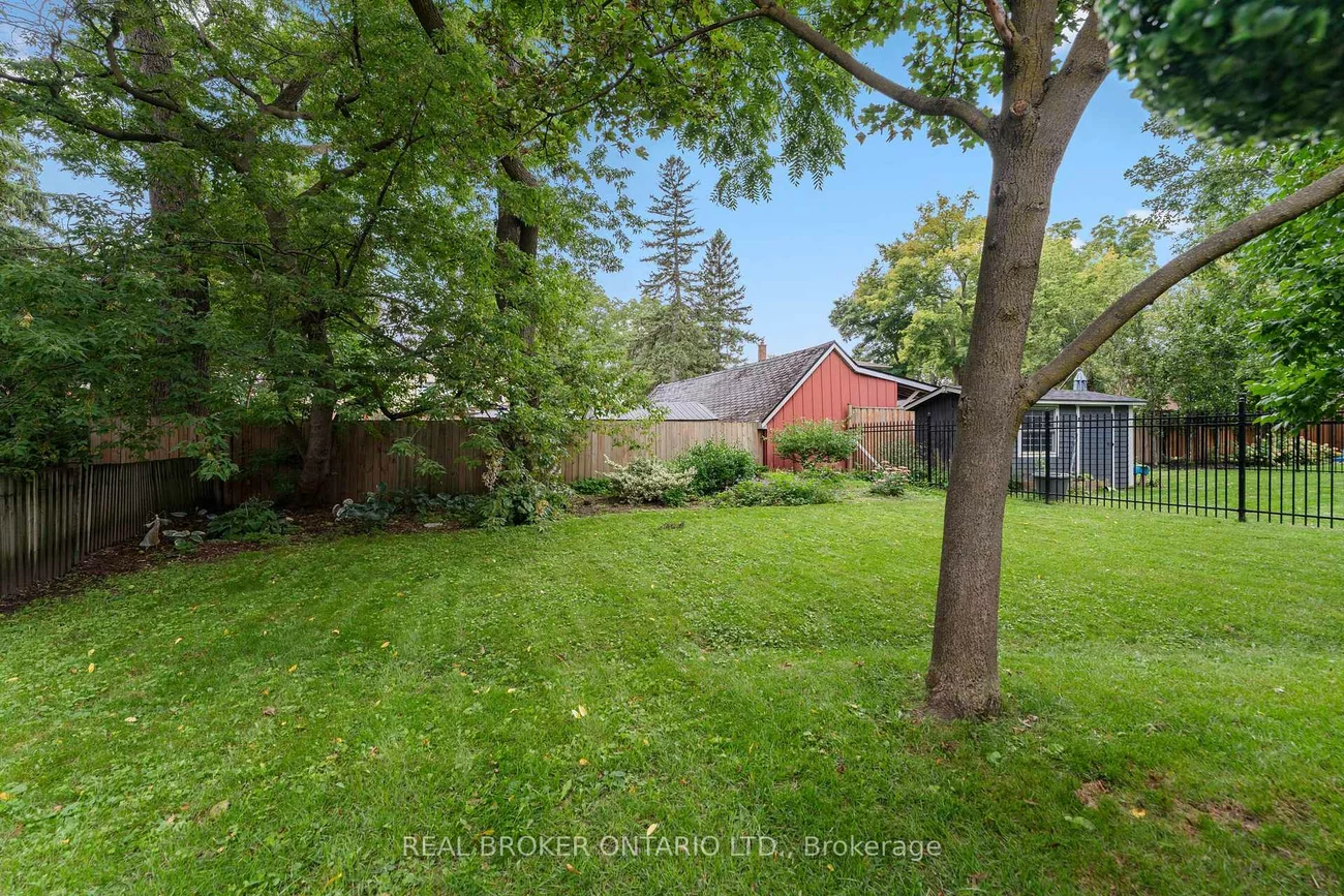 36, Albert, Old Markham Village, Markham