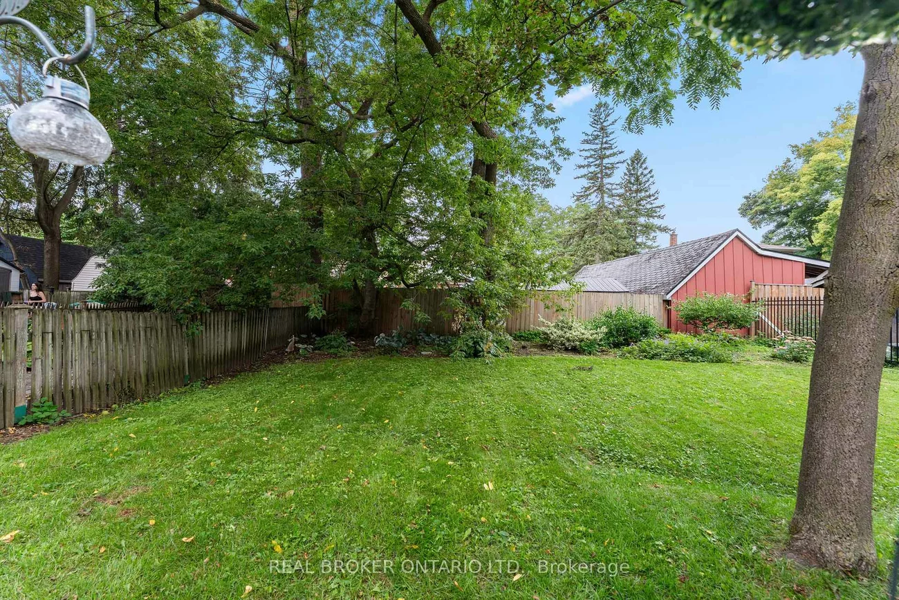 36, Albert, Old Markham Village, Markham