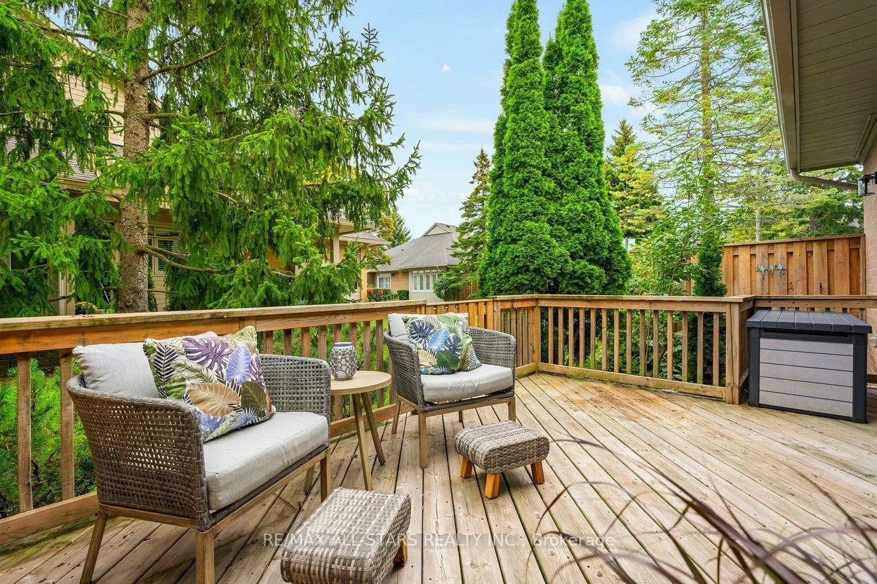 22, Sandpiper Key, Greensborough, Markham