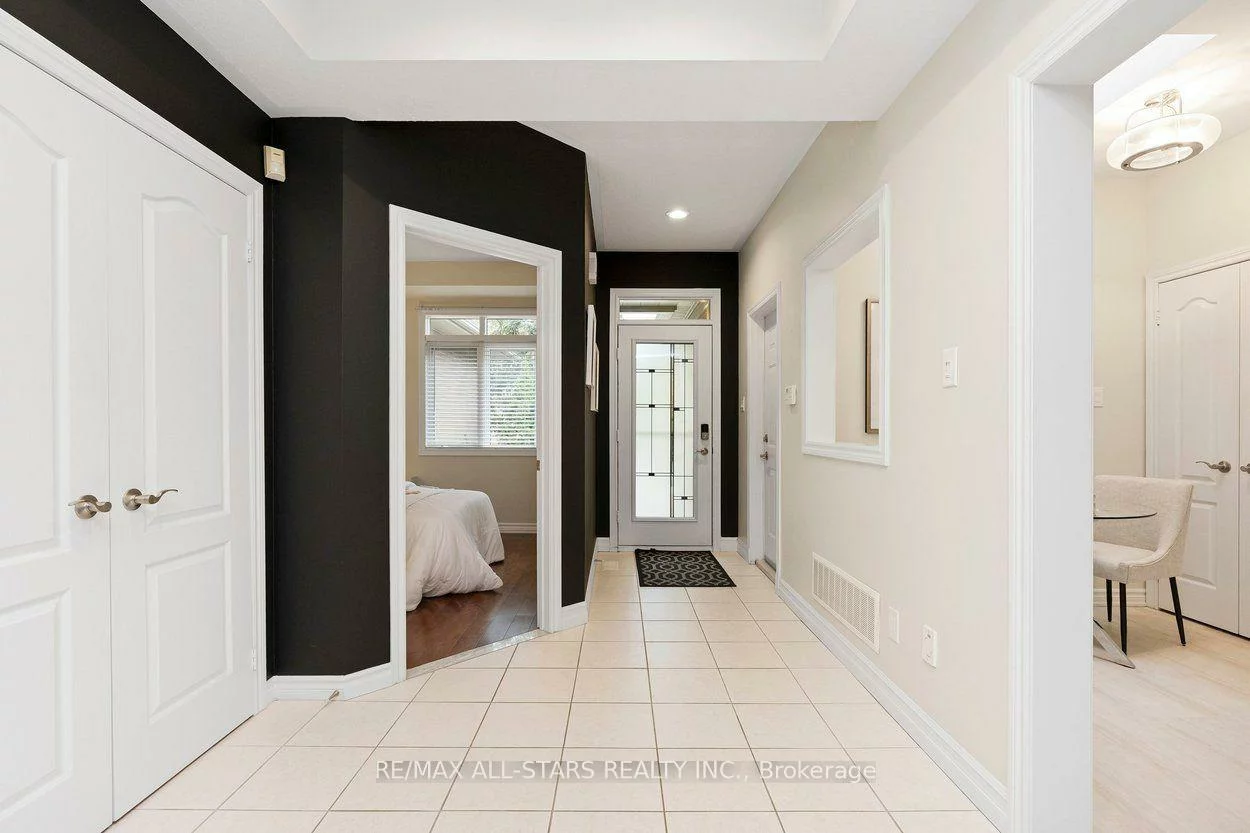 22, Sandpiper Key, Greensborough, Markham