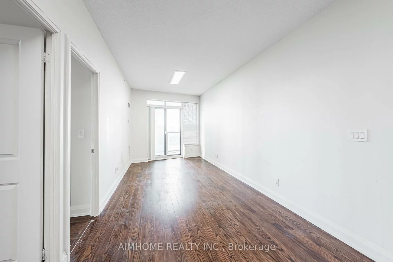 7171, Yonge, Grandview, Markham