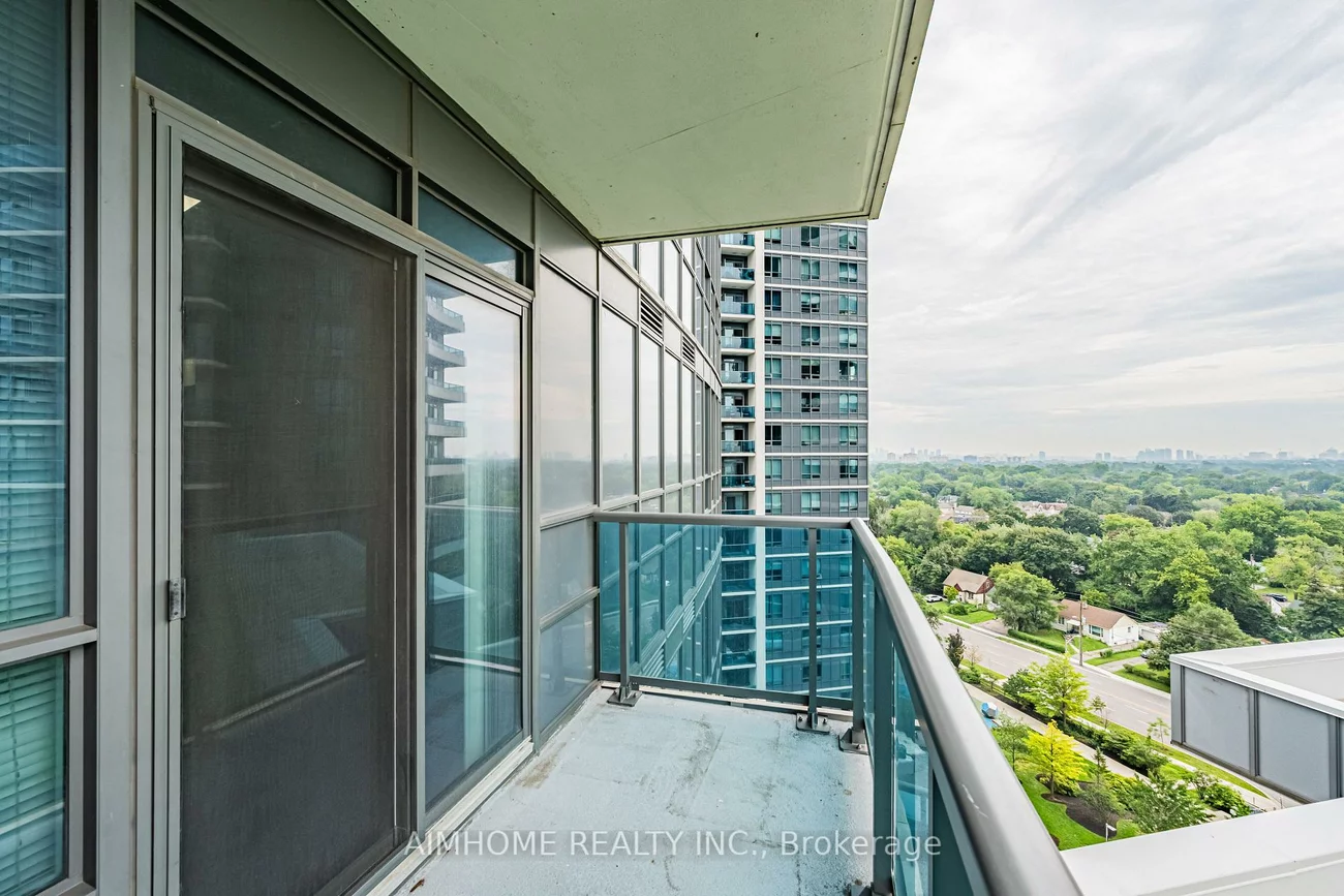 7171, Yonge, Grandview, Markham