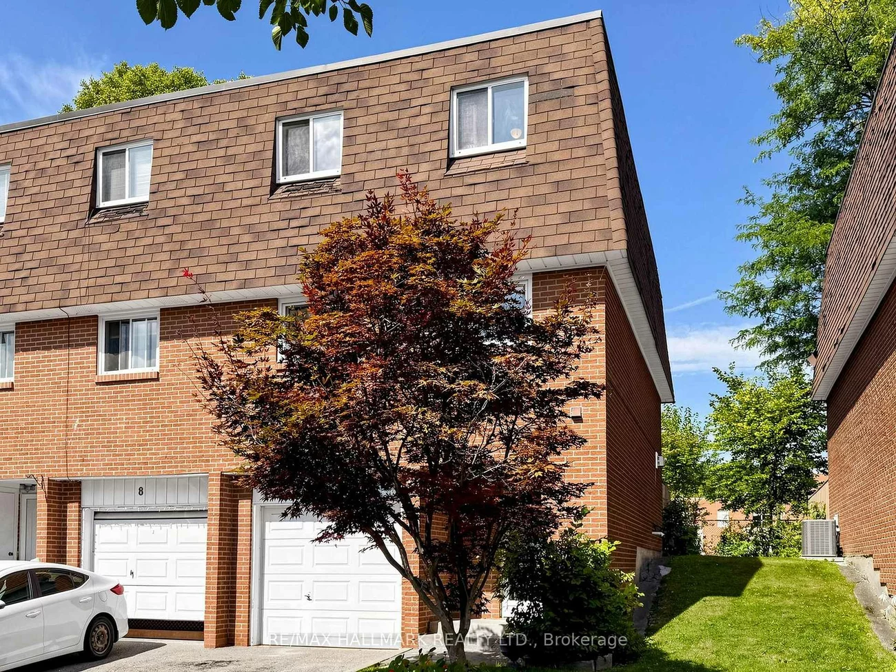 144, Henderson, Thornhill, Markham