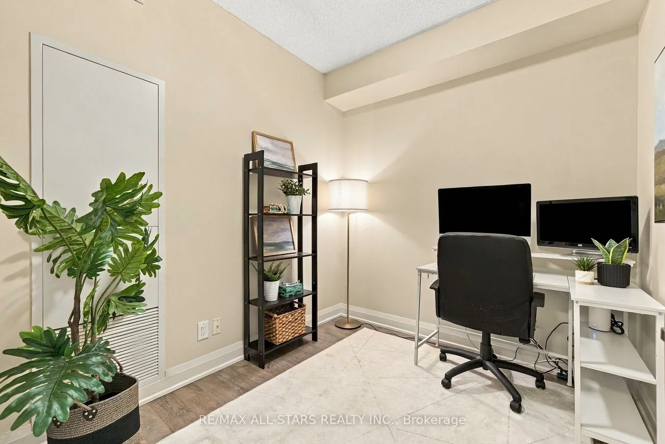28, Uptown, Unionville, Markham