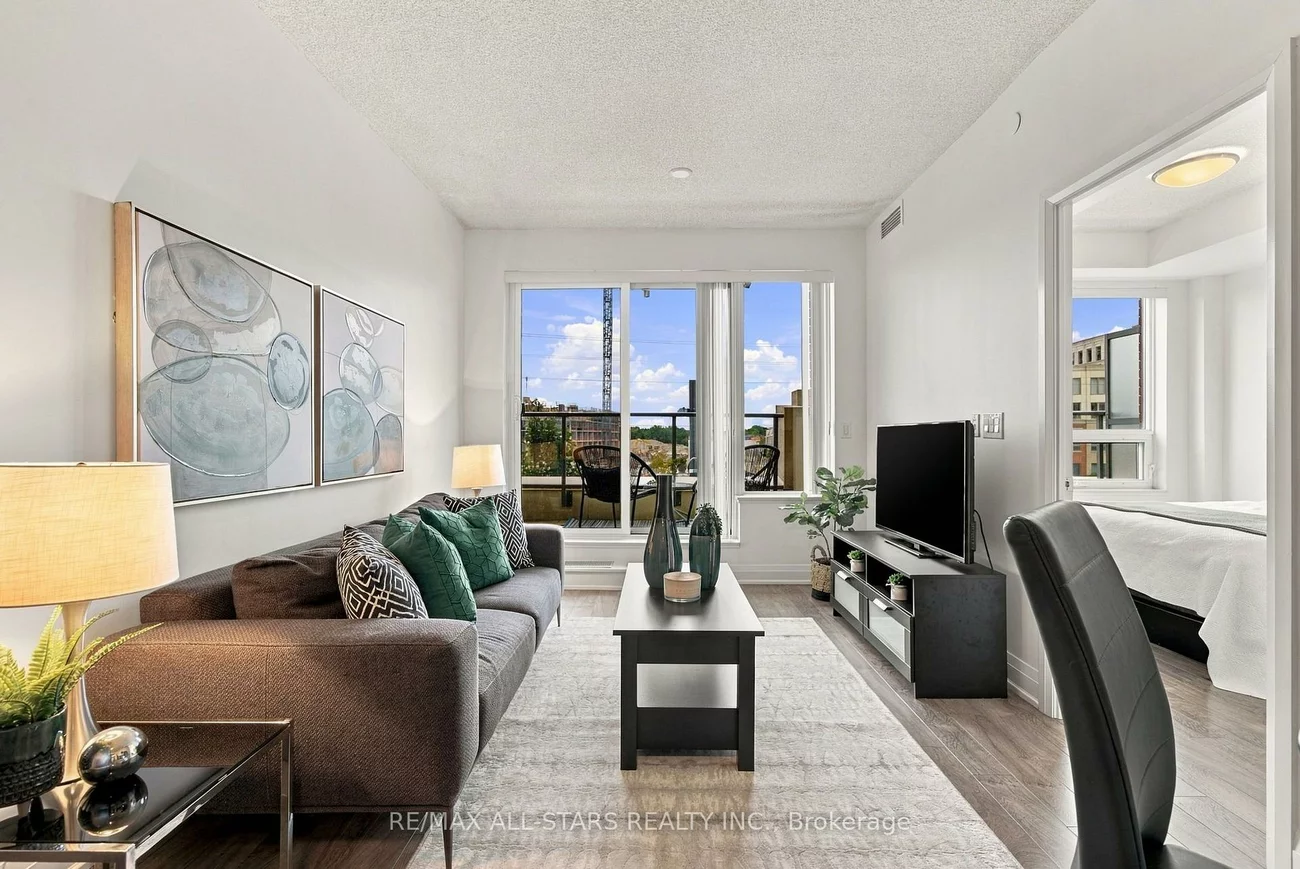 28, Uptown, Unionville, Markham