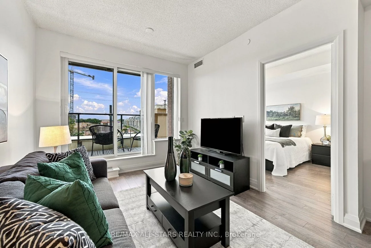 28, Uptown, Unionville, Markham