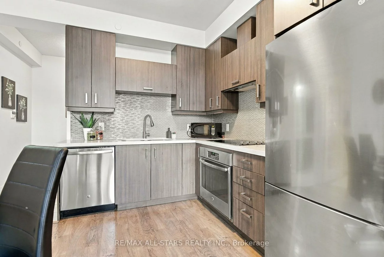 28, Uptown, Unionville, Markham