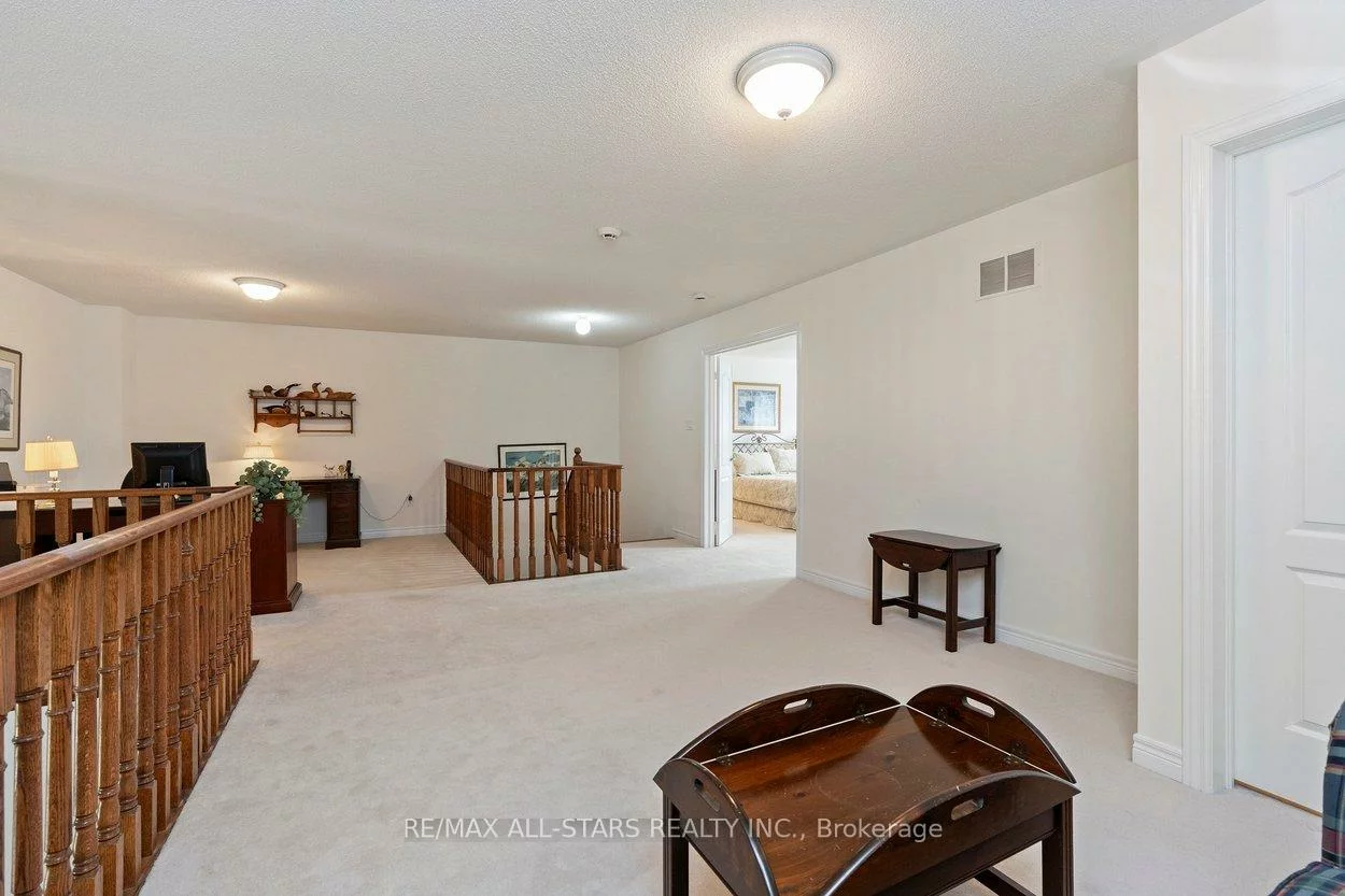 52, Oasis, Greensborough, Markham